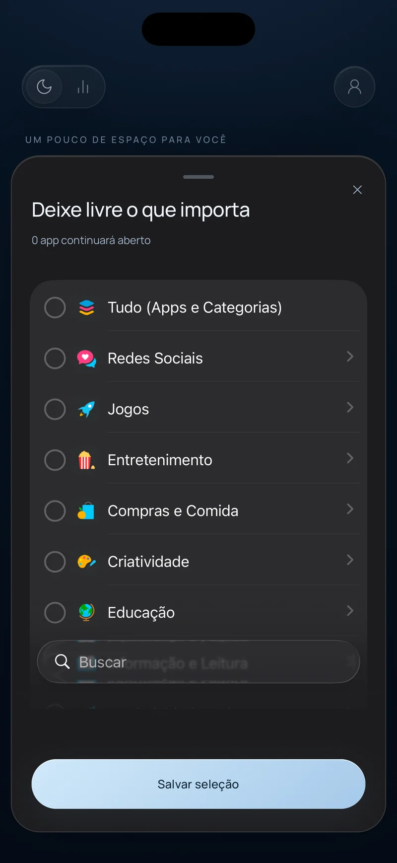 Folha «Mantenha o que importa» do Hermit mostrando categorias de apps como Social, Jogos e Educação, com um campo de busca